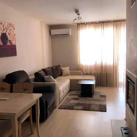 Pm Mountain View Fireside Retreat